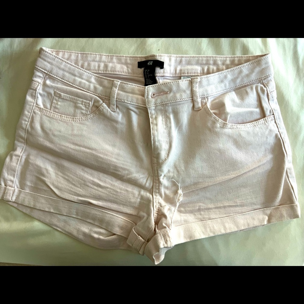 H&M Pink Shorts. Size 8.